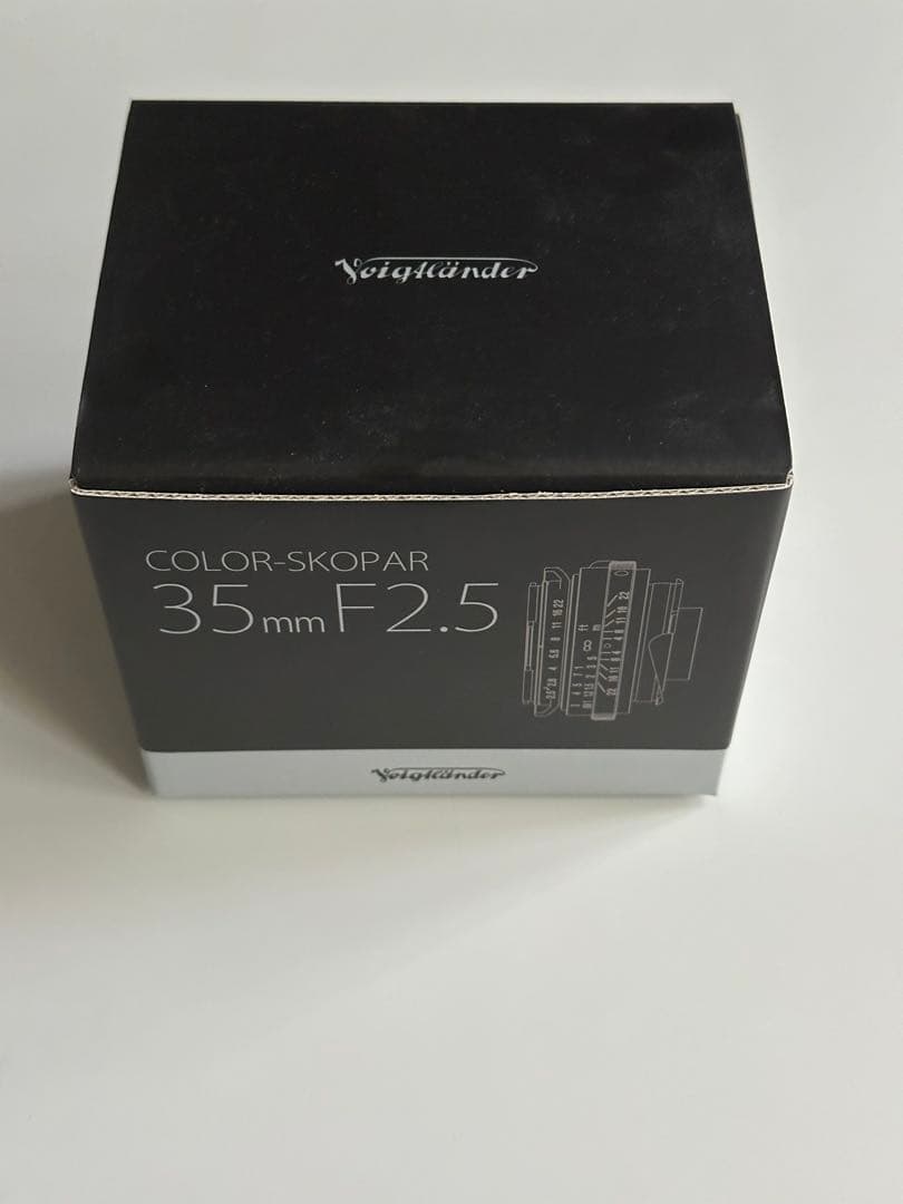 Voigtländer COLOR-SKOPAR 35mm F2.5 P II