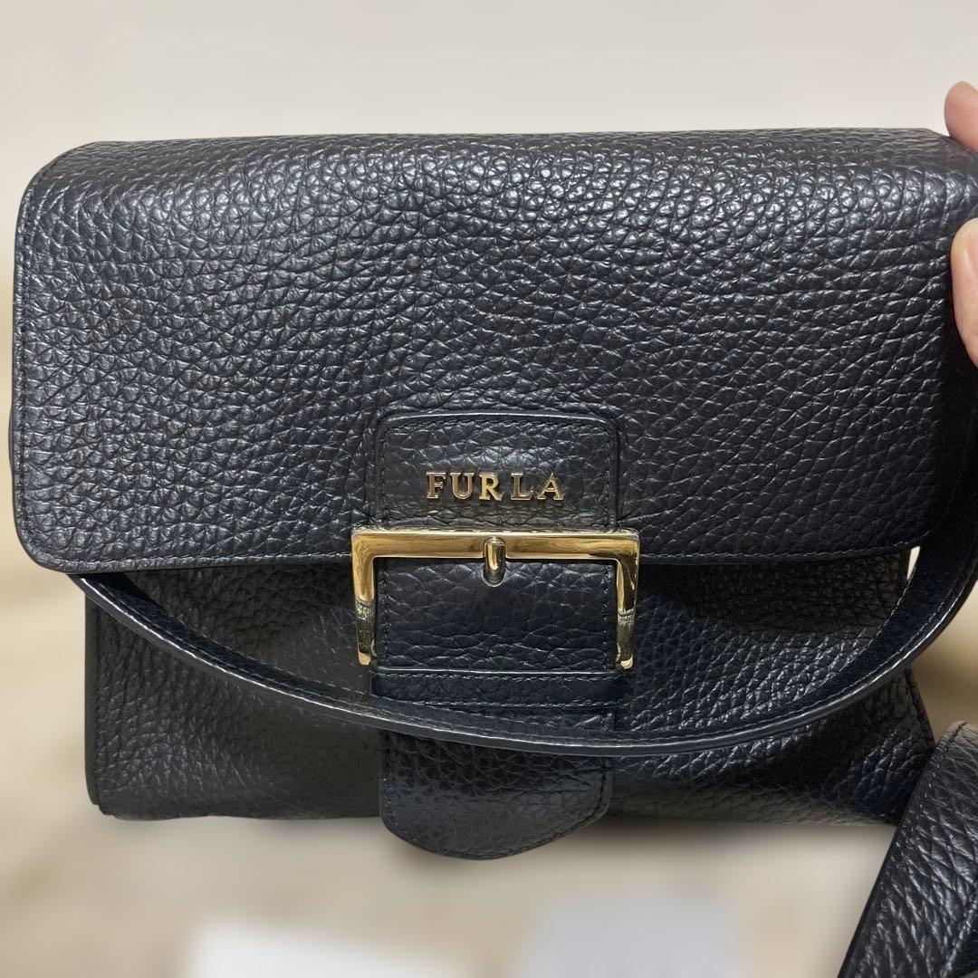 美品 FURLA フルラ ショルダーバッグ ブラック ゴールド金具 正規品