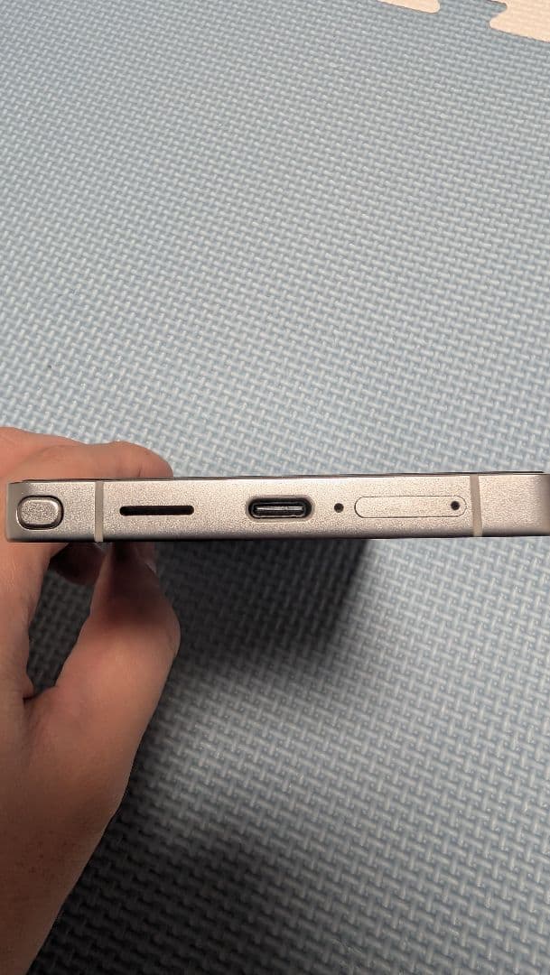 国内版 Samsung Galaxy S25 Ultra 256GB ケース付