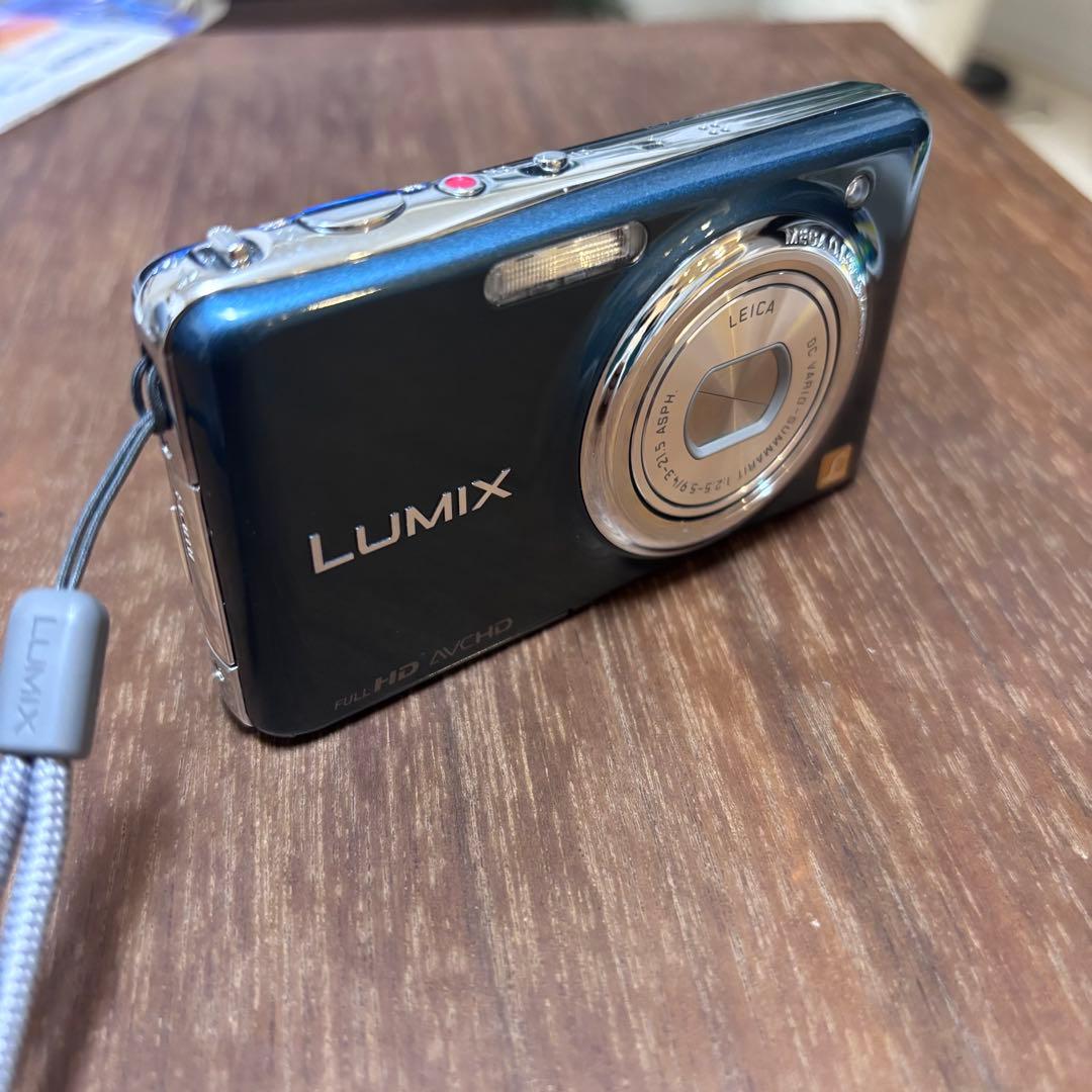 美品 Panasonic LUMIX ルミックス ブルー コンデジ　デジカメ