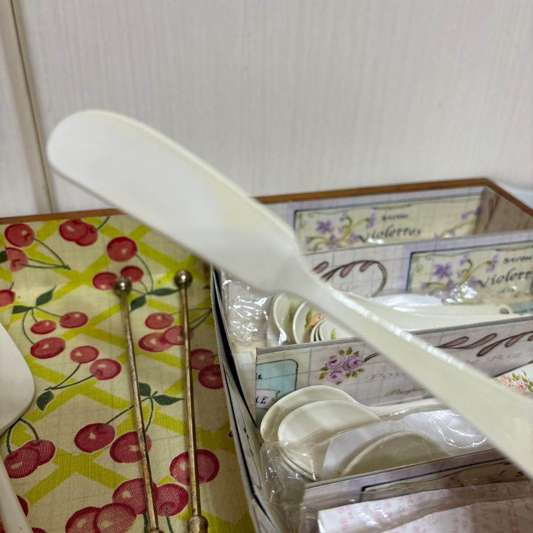 イマン　ダイアナローズ　カトラリーセット