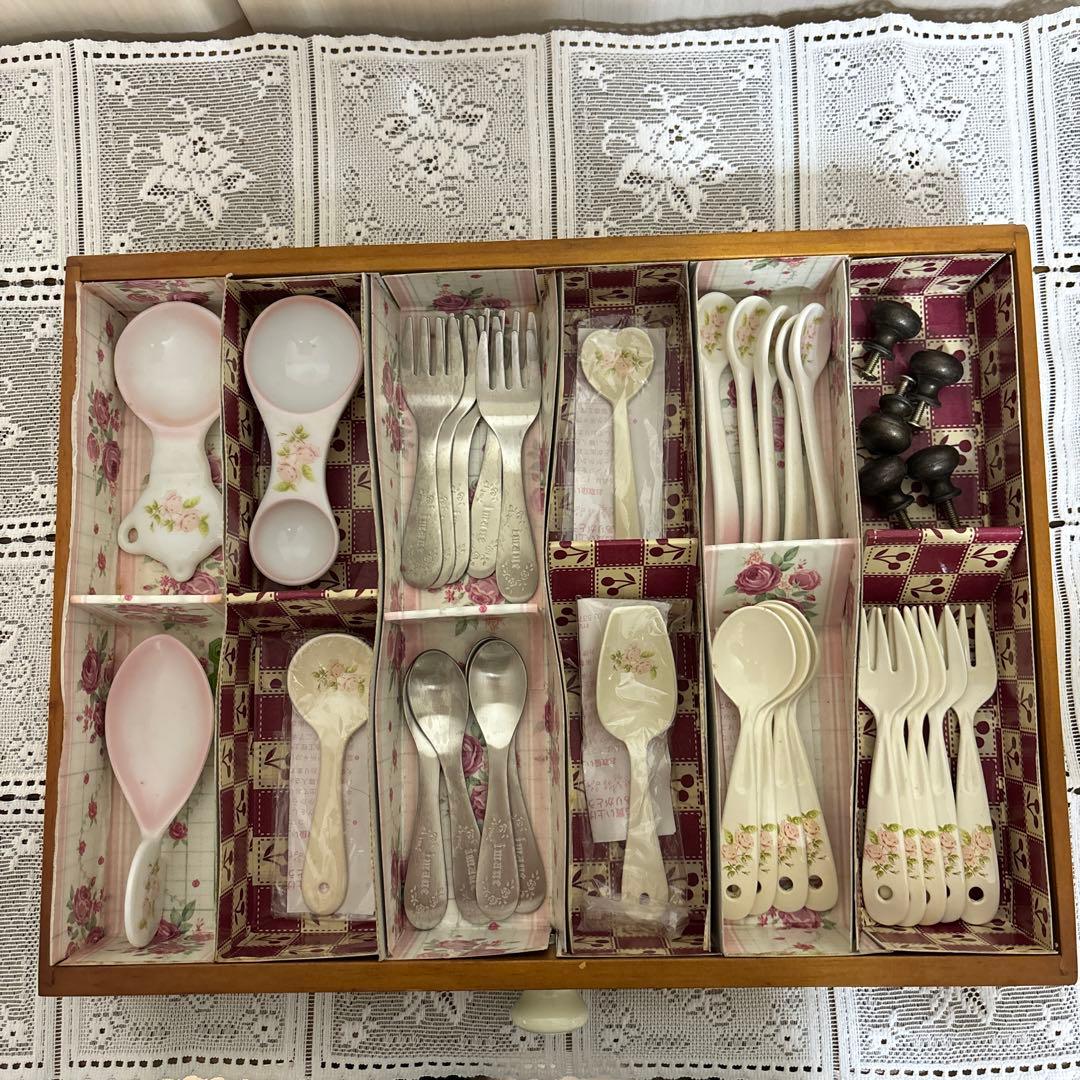 イマン　ダイアナローズ　カトラリーセット