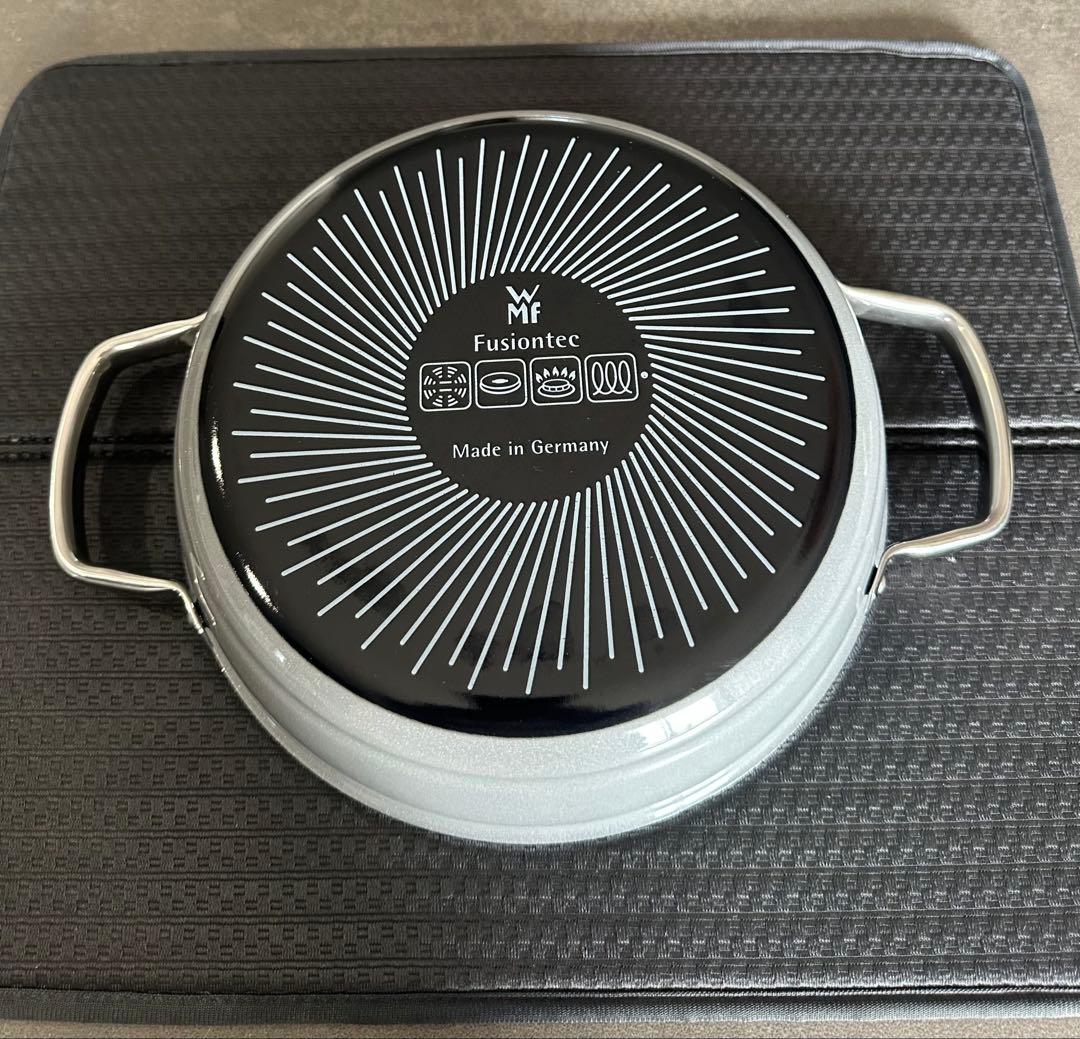 WMF Fusiontec 両手鍋 ミネラルロースター24㌢