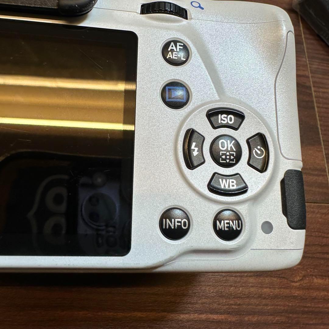 PENTAX K-50 レンズキット ホワイトレッド 2768