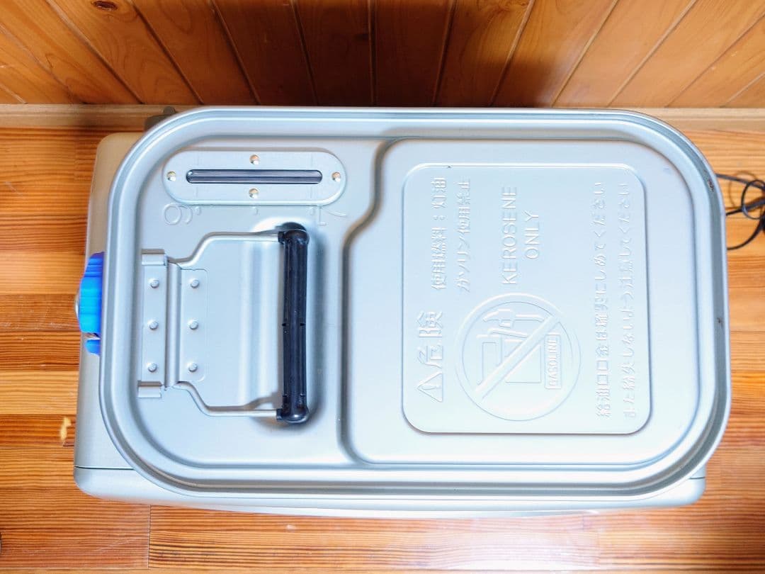 ダイニチ ブルーヒーター 石油ファンヒーター(FW- 6070LD）木造15畳