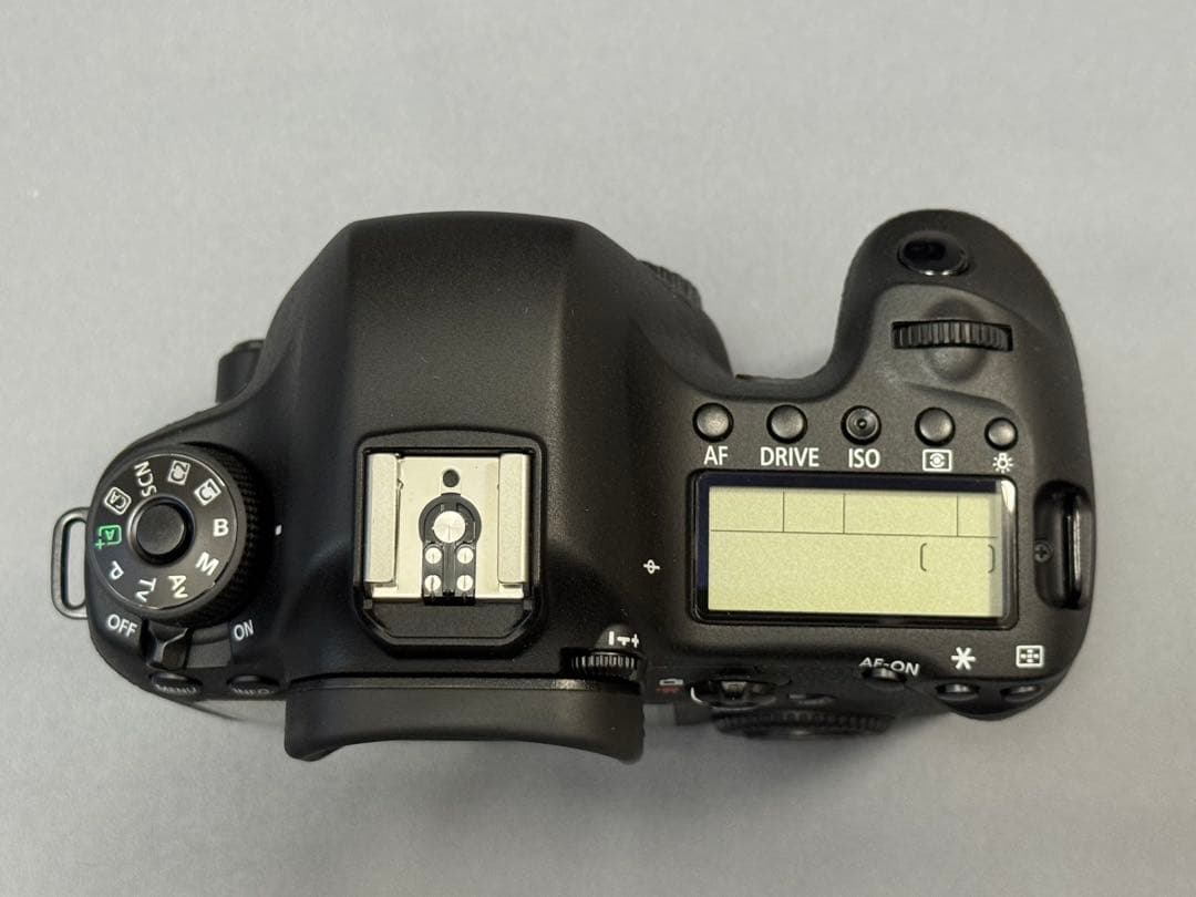 Canon EOS 6D デジタル一眼レフカメラ 【シャッター数3085】