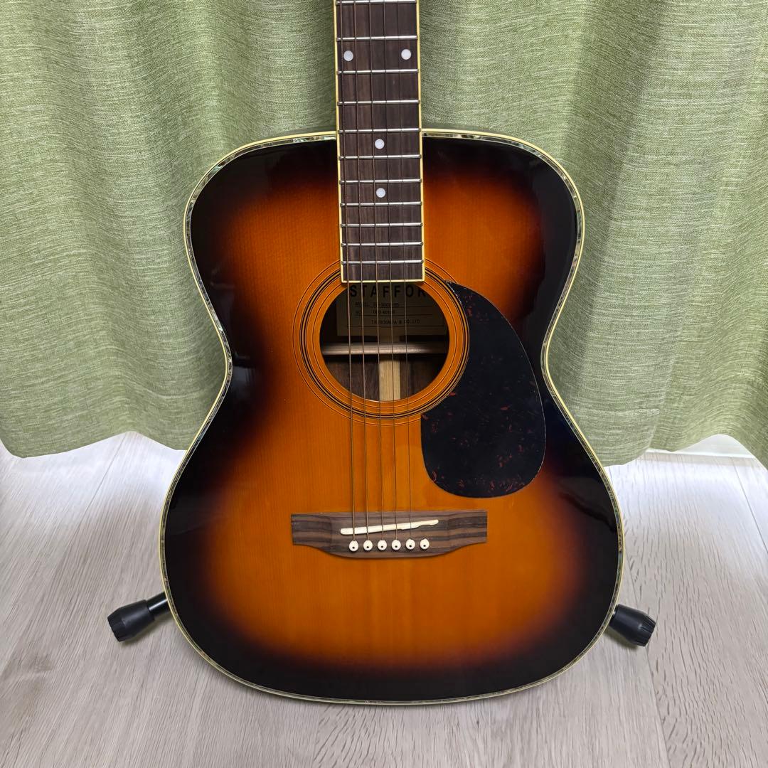 美品　ハードケース付き　STAFFORD SF-300F-BS ギター