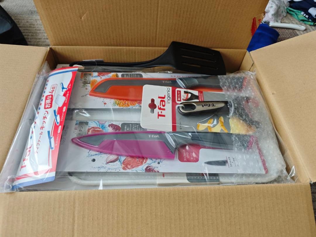 T-fal 取っ手が外せるフライパン・鍋セット 12点　ガス調理器　新品未使用