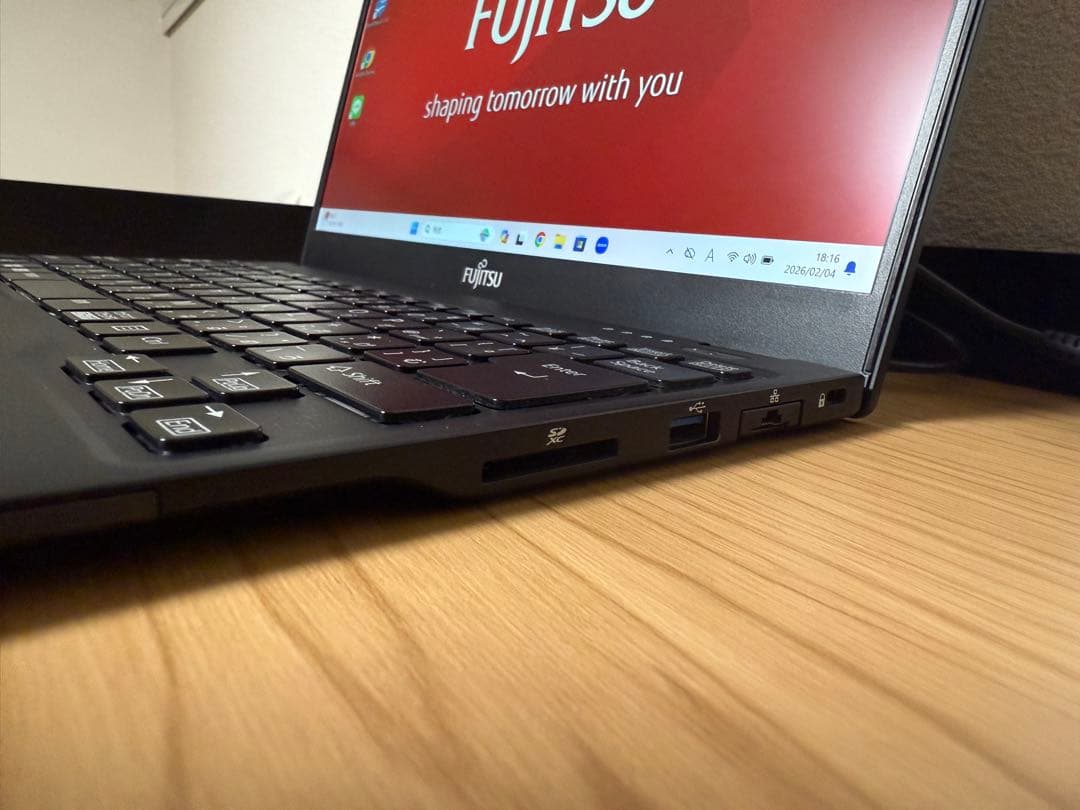 日本製 10世代 i5 8G 256G Fujitsu