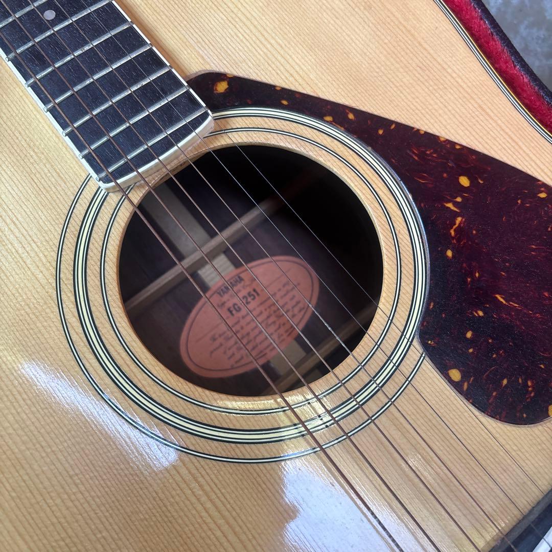【最終値下げ】Yamaha FG-251 アコースティックギターケース付