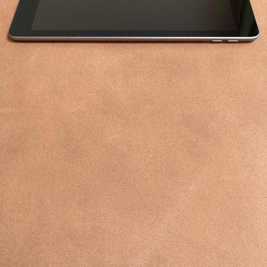 62 電池最良好☆比較的美品☆iPad6 第6世代 32GB WIFIモデル☆