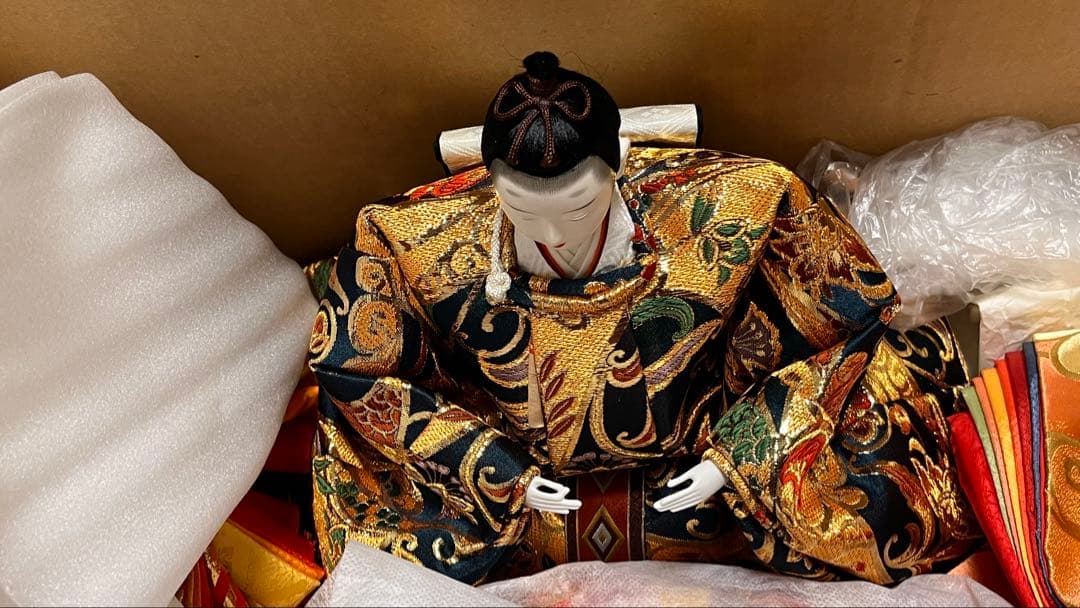 【即ご購入OK】(お値下げ中!)ひな人形三段飾り 黒色 ／送料込み