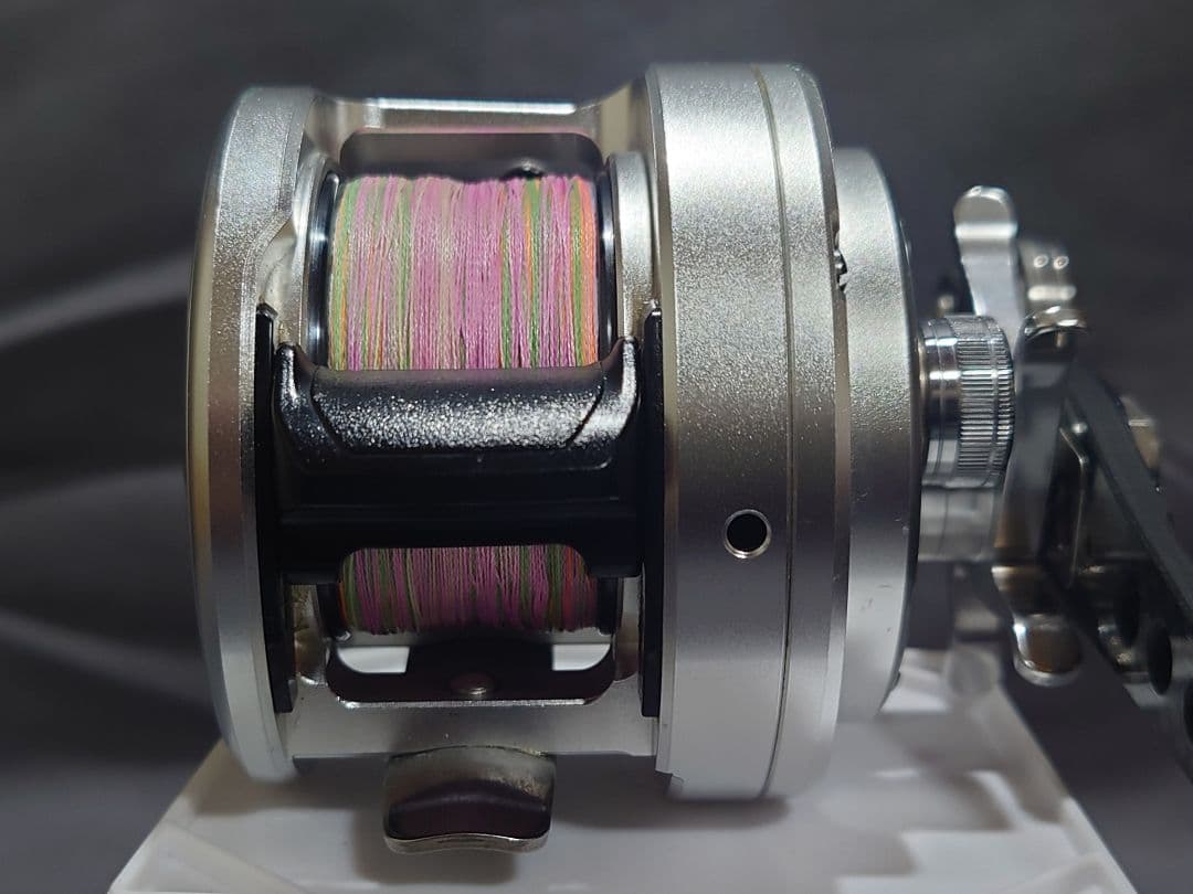 リール SHIMANO 13 OCEA CALCUTTA 300HG
