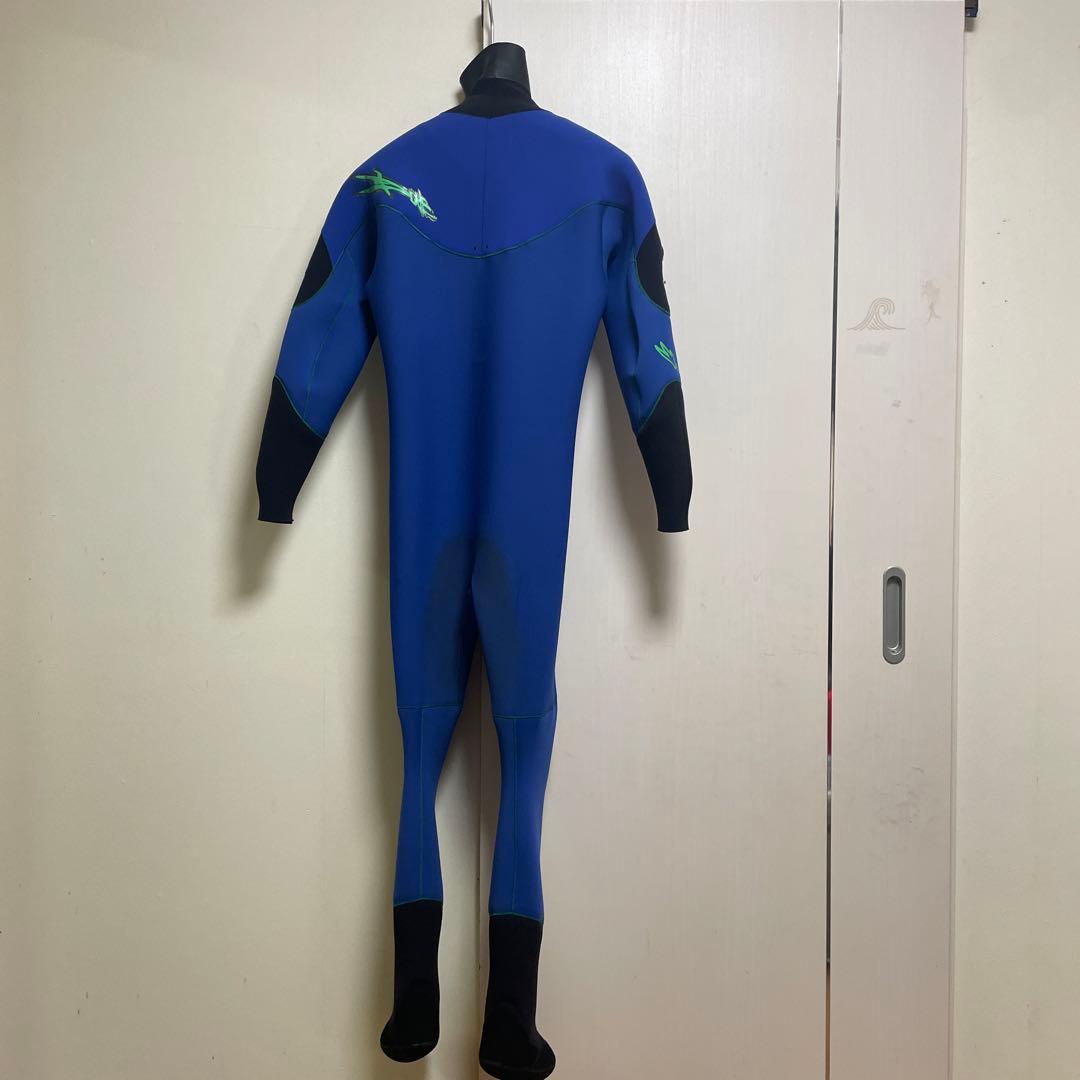 ダブ　DOVE ドライスーツ　サーフィン