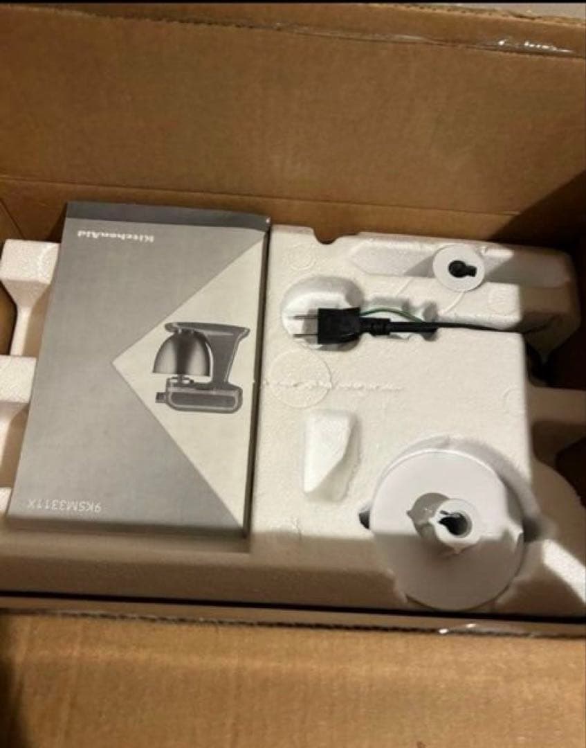 ✨未使用✨キッチンエイドスタンドミキサー　9KSM3311X 保証書付き