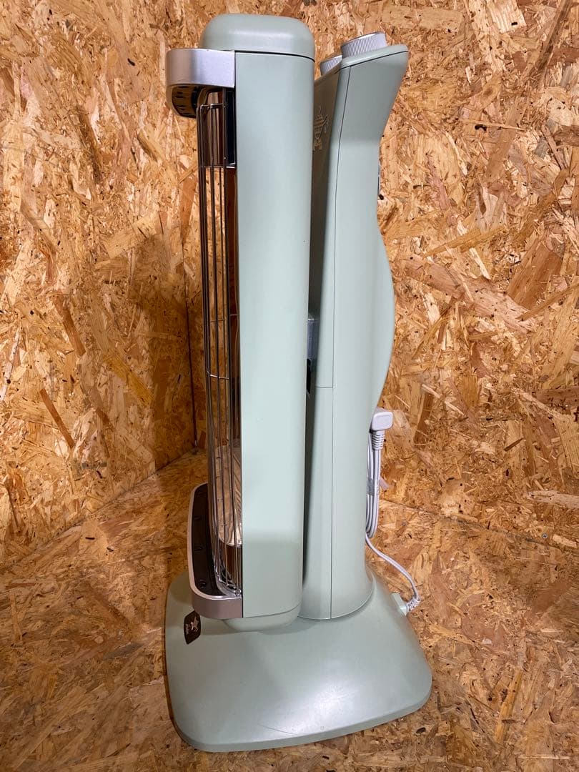 アラジン 2022年製 遠赤グラファイトeヒーター　　1121101028