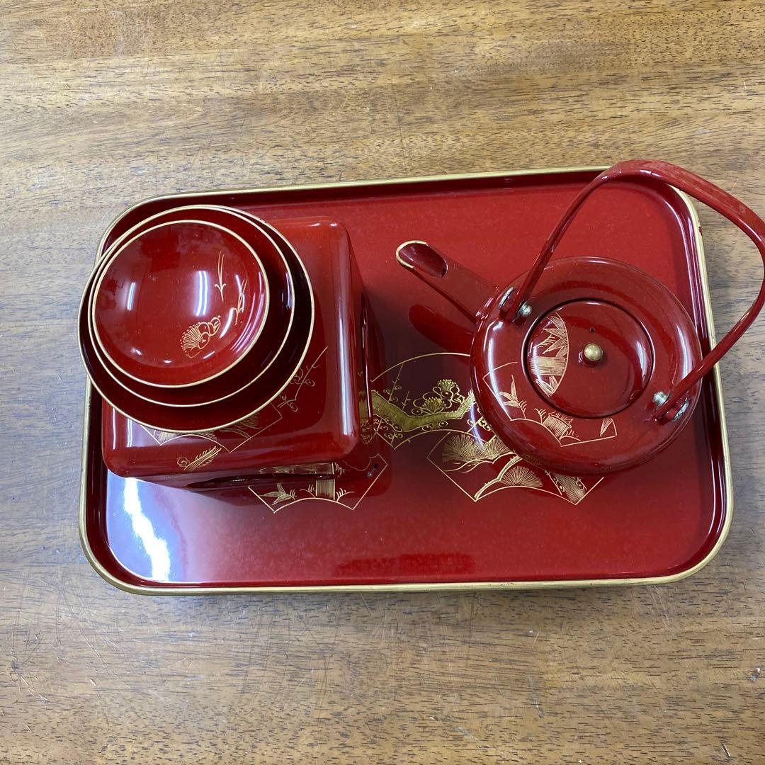 輪島塗四つ揃　木製朱塗沈金扇面蒔絵屠蘇器