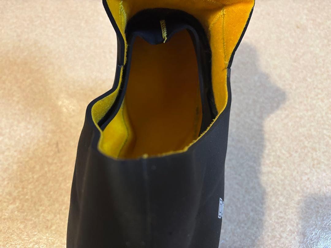 サーフィンウェットスーツ用キャップ・ブーツ・グローブセット・つなぎタイプインナー