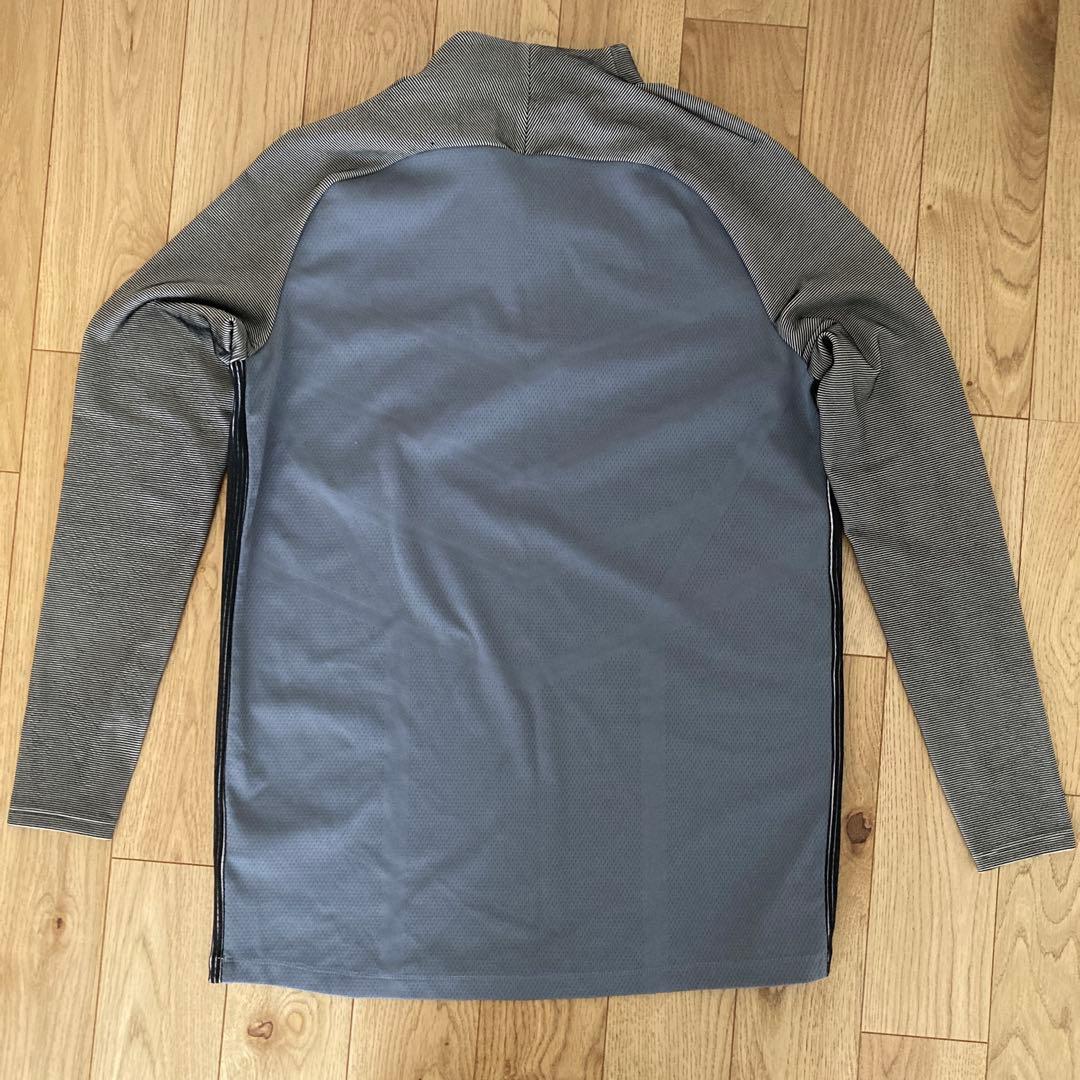 エアロスイフト　ストライク　LS ドリルトップNIKE グレー　セットアップ