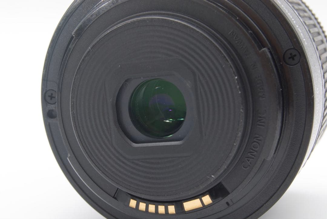 Canon EOS 90D Wレンズ　高速連写　3250万画素　4K動画撮影可能