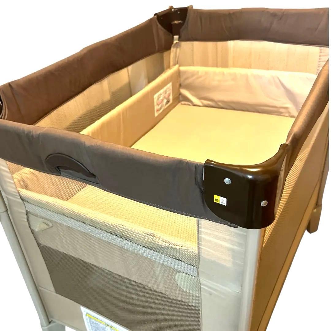 【美品】Aprica ココネルエアー 66047 折り畳み ベビーベッド