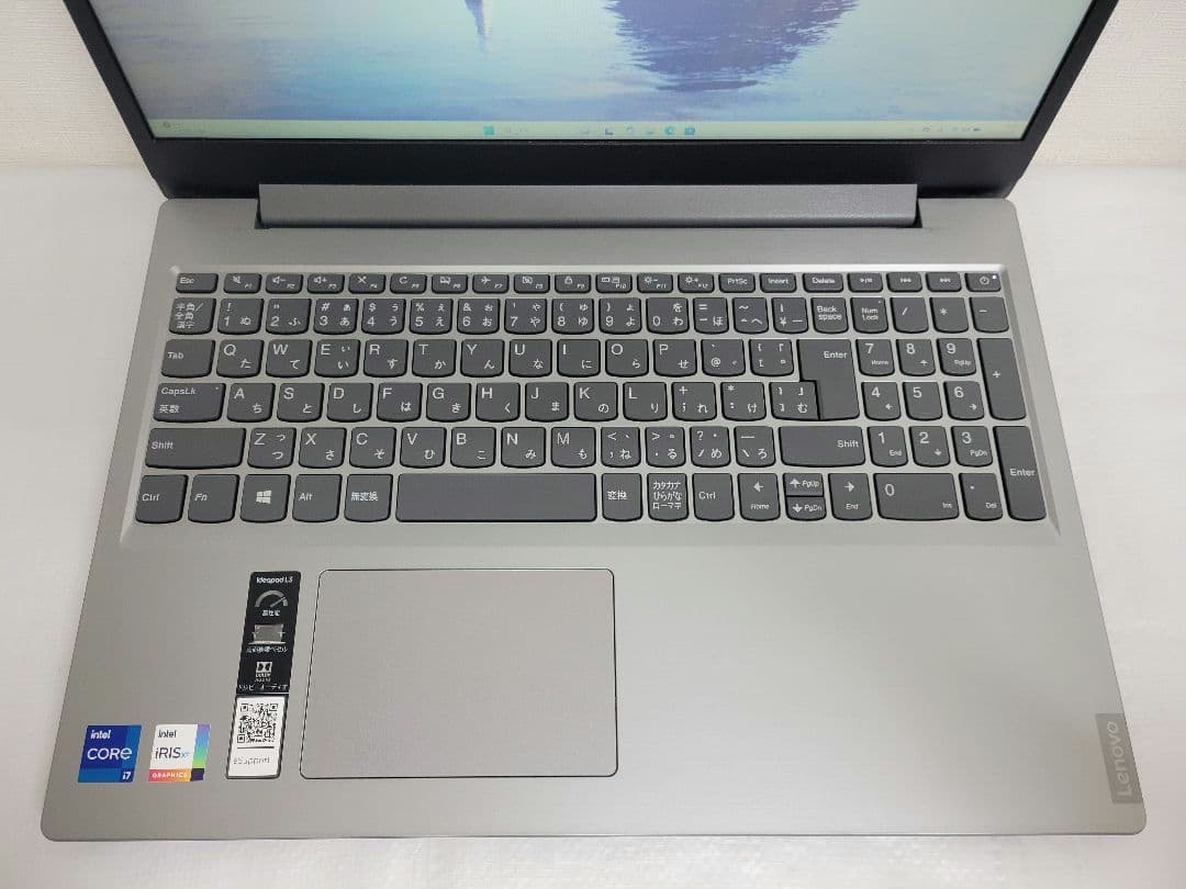 Lenovo 2022 Win11 Corei7 メモリ8GB/SSD512GB