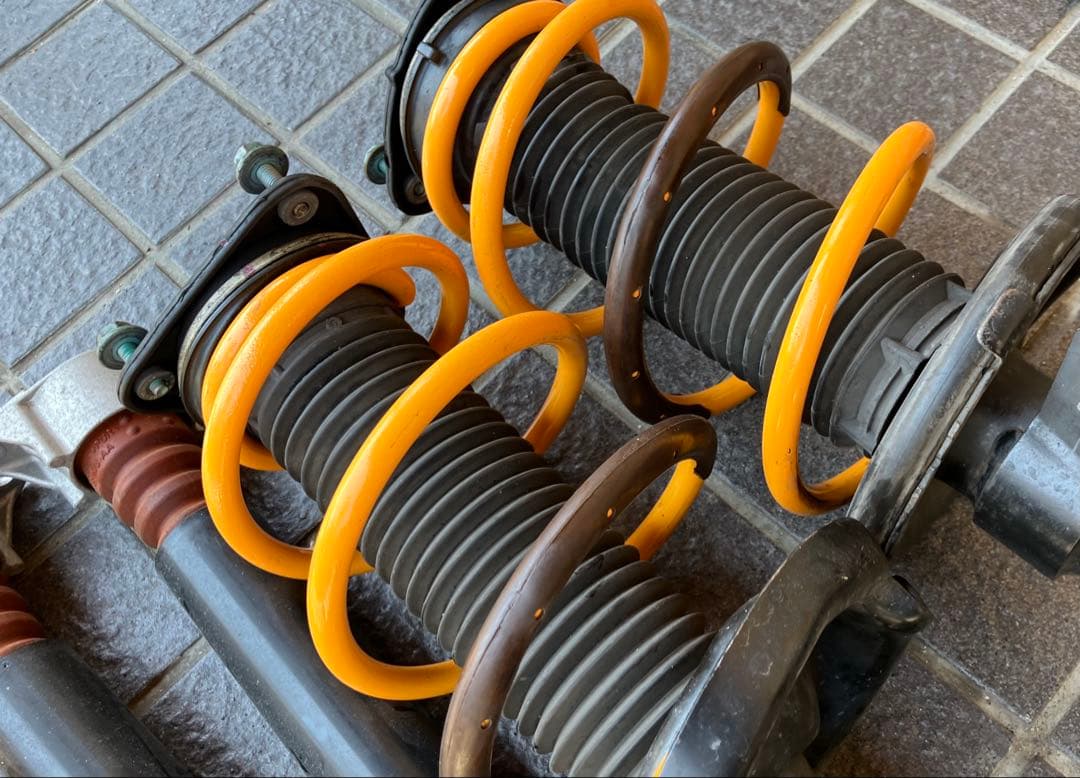 最終値下BL3FWマツダスピードアクセラ純正ストラット＋ZOOMダウンサスSET