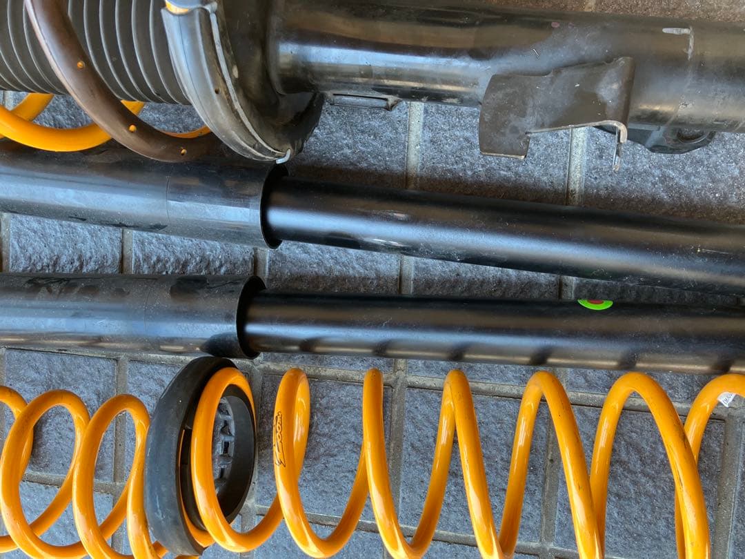 最終値下BL3FWマツダスピードアクセラ純正ストラット＋ZOOMダウンサスSET