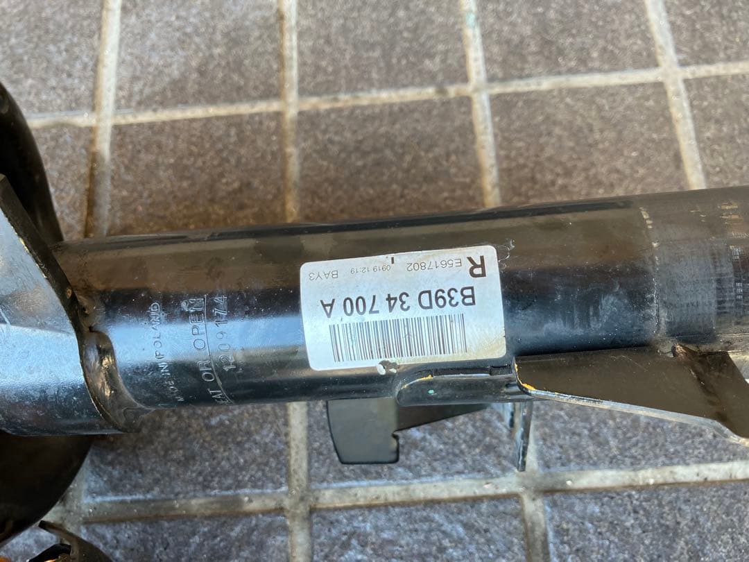 最終値下BL3FWマツダスピードアクセラ純正ストラット＋ZOOMダウンサスSET