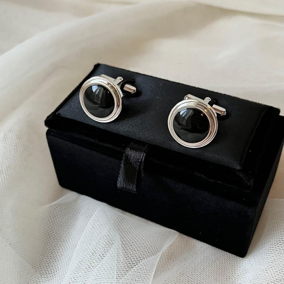 蝶ネクタイ・カフス・ポケットチーフ　セット