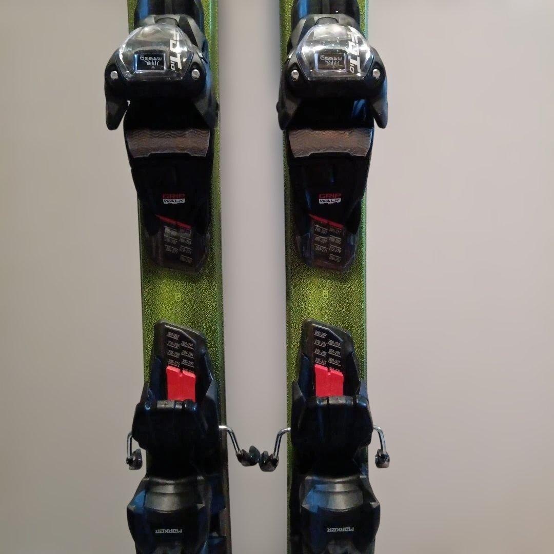 Volkl スキー板　目立った傷や汚れ無し