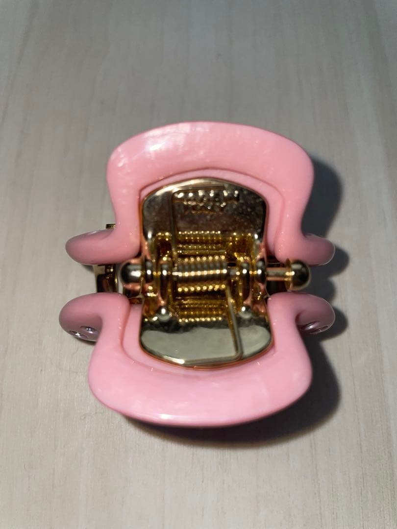 acca ヘアクリップ　ピンク