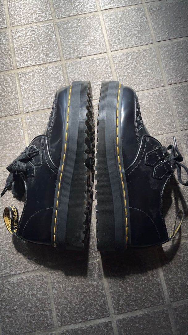 も*ー様 黒 厚底靴 ボードソール　Dr.Martin