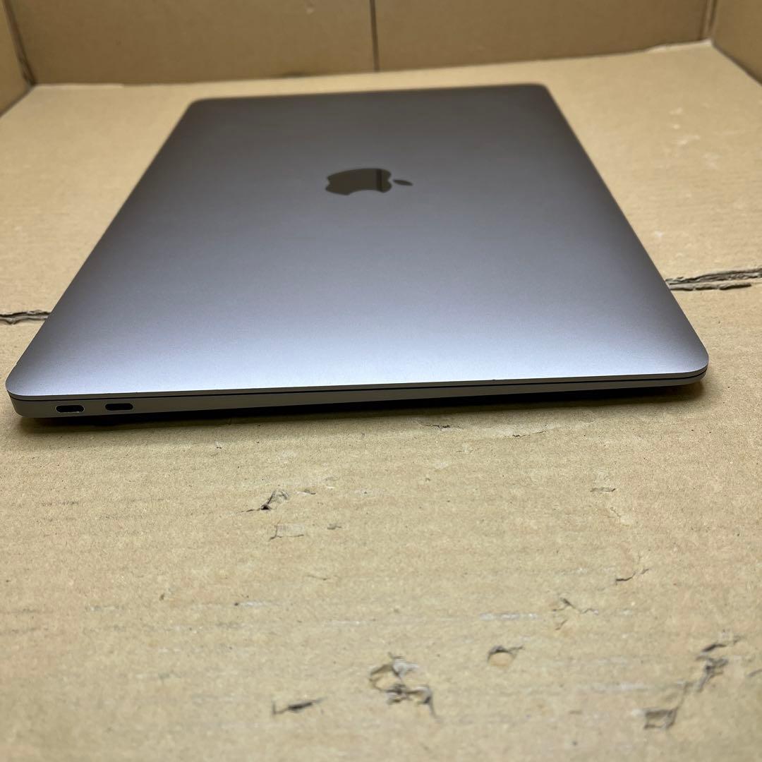 Apple MacBook Air M1 2020 13インチ　スペースグレイ
