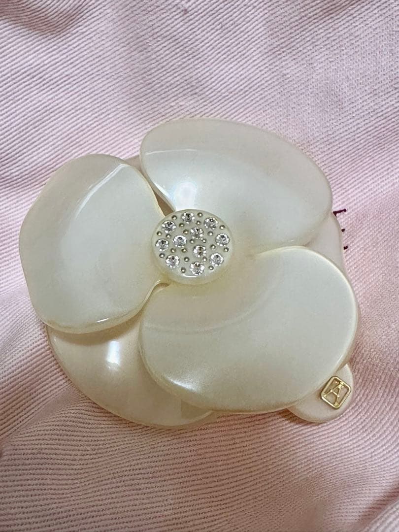 ALEXANDRE de PARIS カメリアバレッタ　アレクサンドルドゥパリ