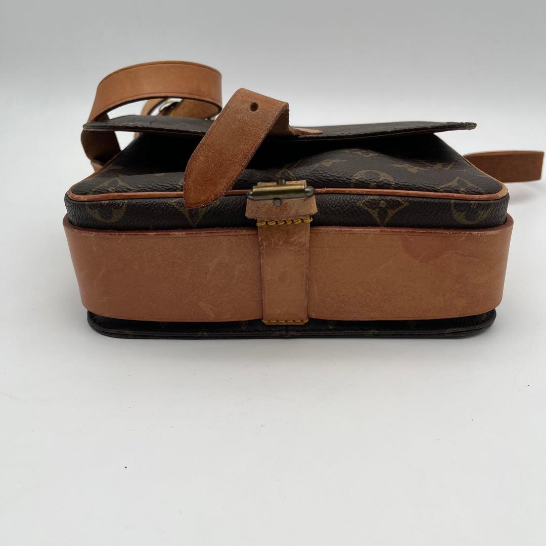 Louis Vuitton モノグラム カルトシエール