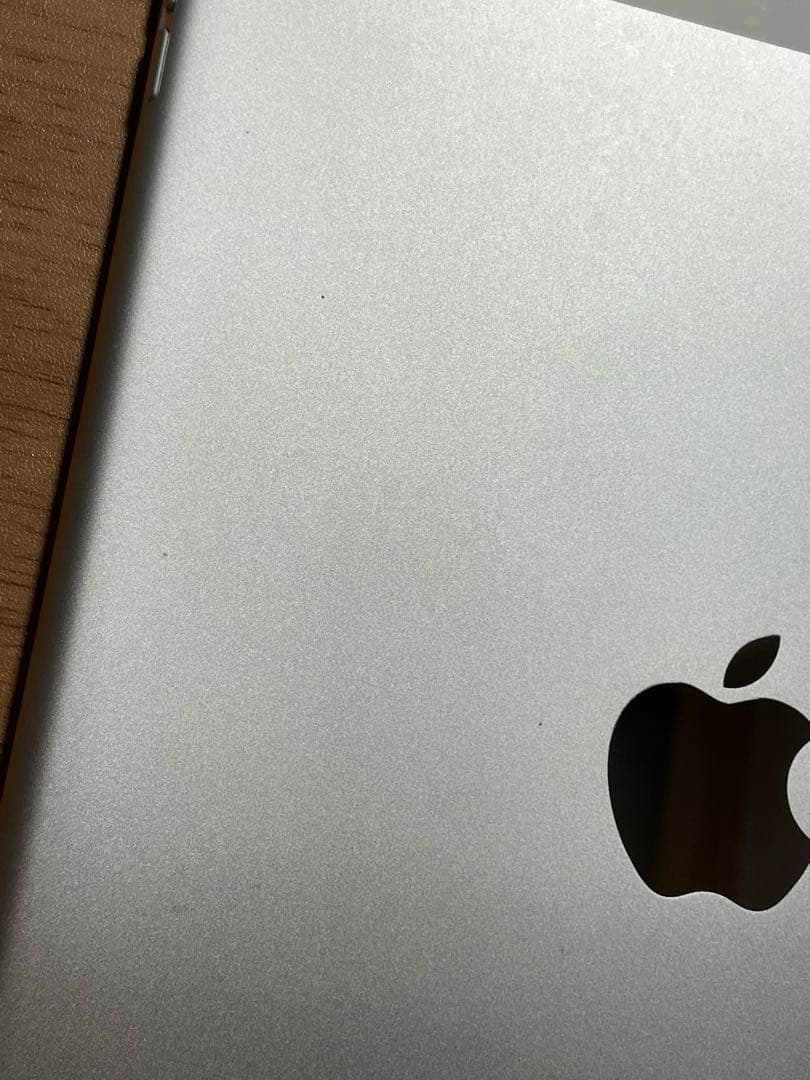 iPad Air2 64GB Wi-Fi + Cellular シルバー