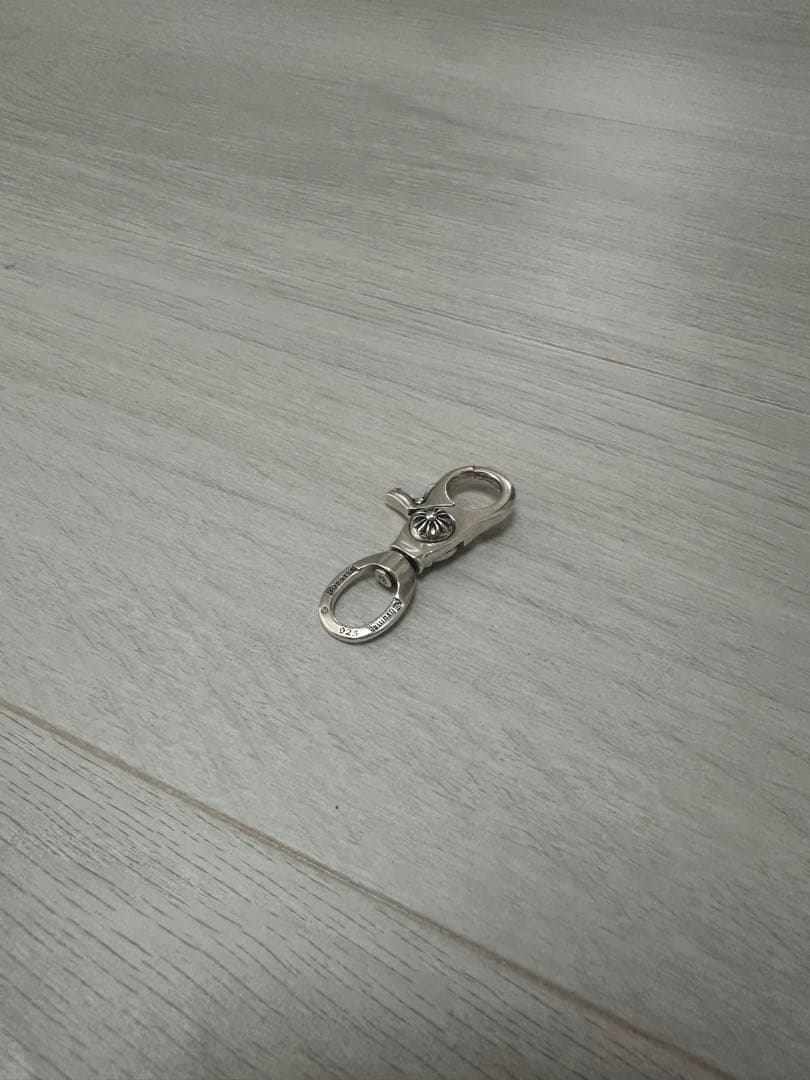 お見逃しなく✌️重厚感 シルバー925 王道 クロス キーホルダー フック