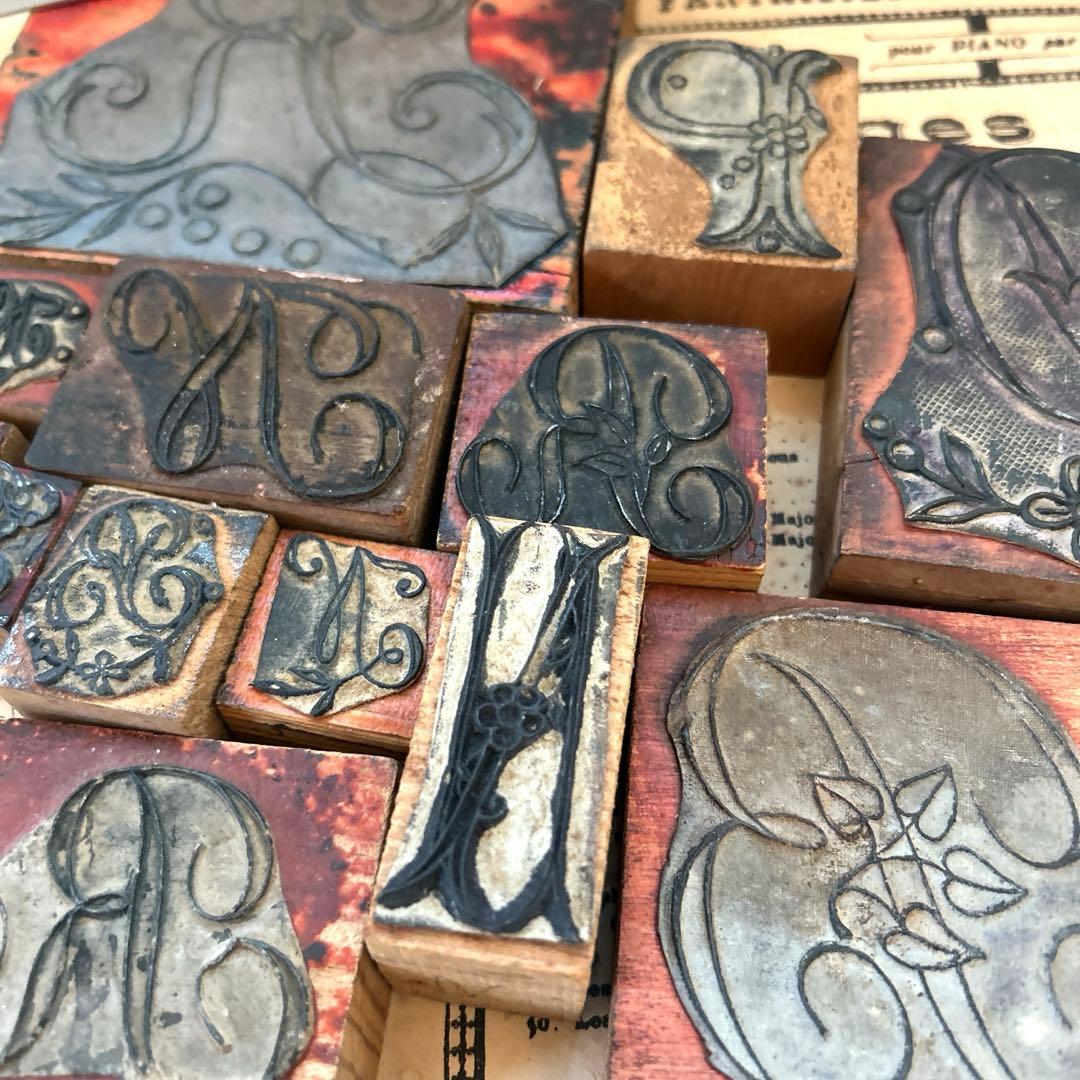 フランスアンティークスタンプ28個セット