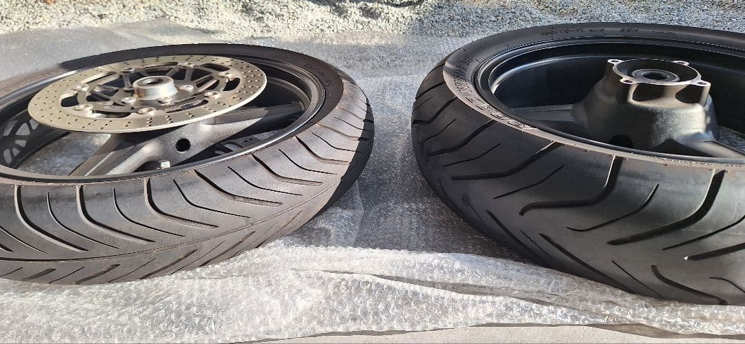 ゼファーχ タイヤホイールセット