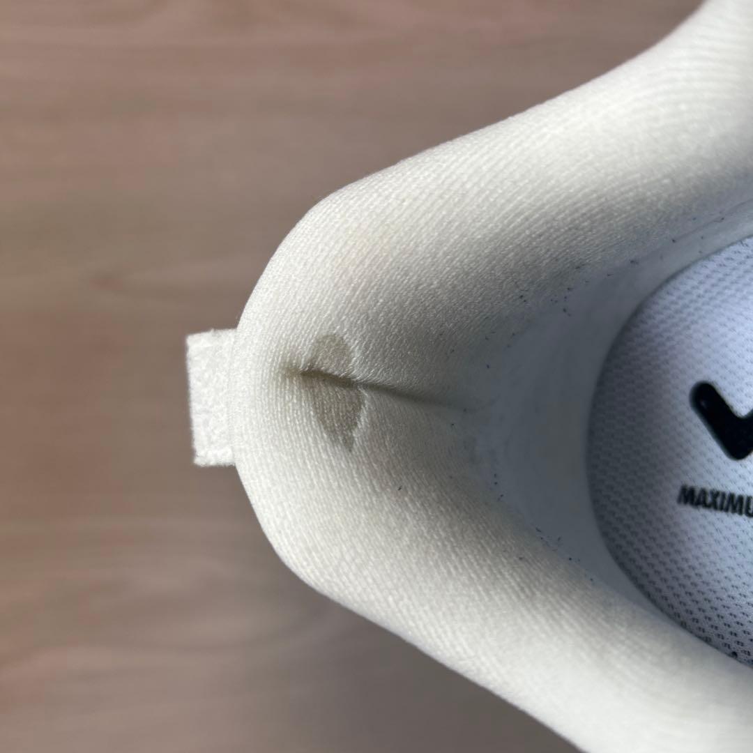 ナイキ ボメロ18 27.0cm