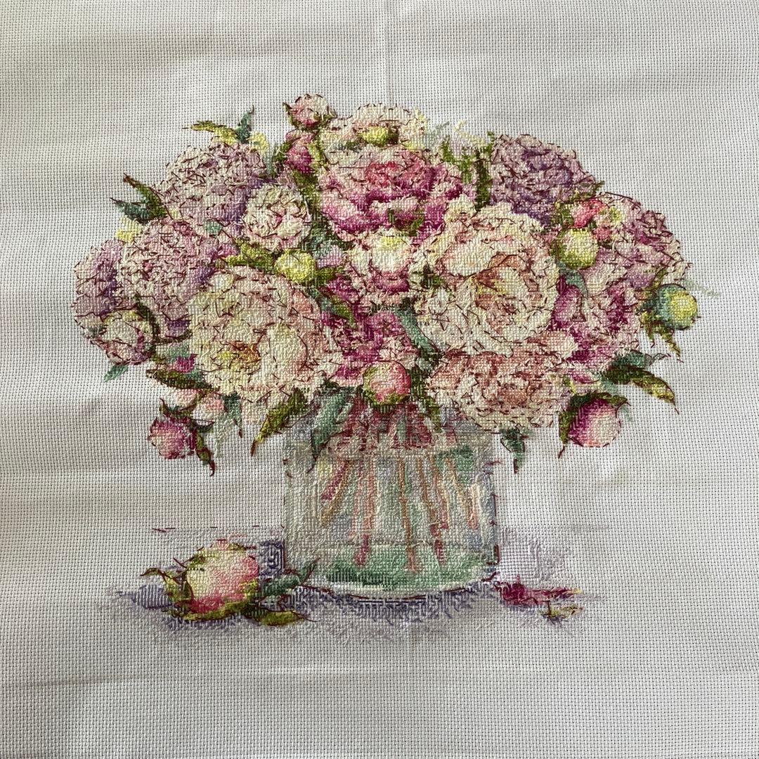 クロスステッチ　花瓶の牡丹【完成品】