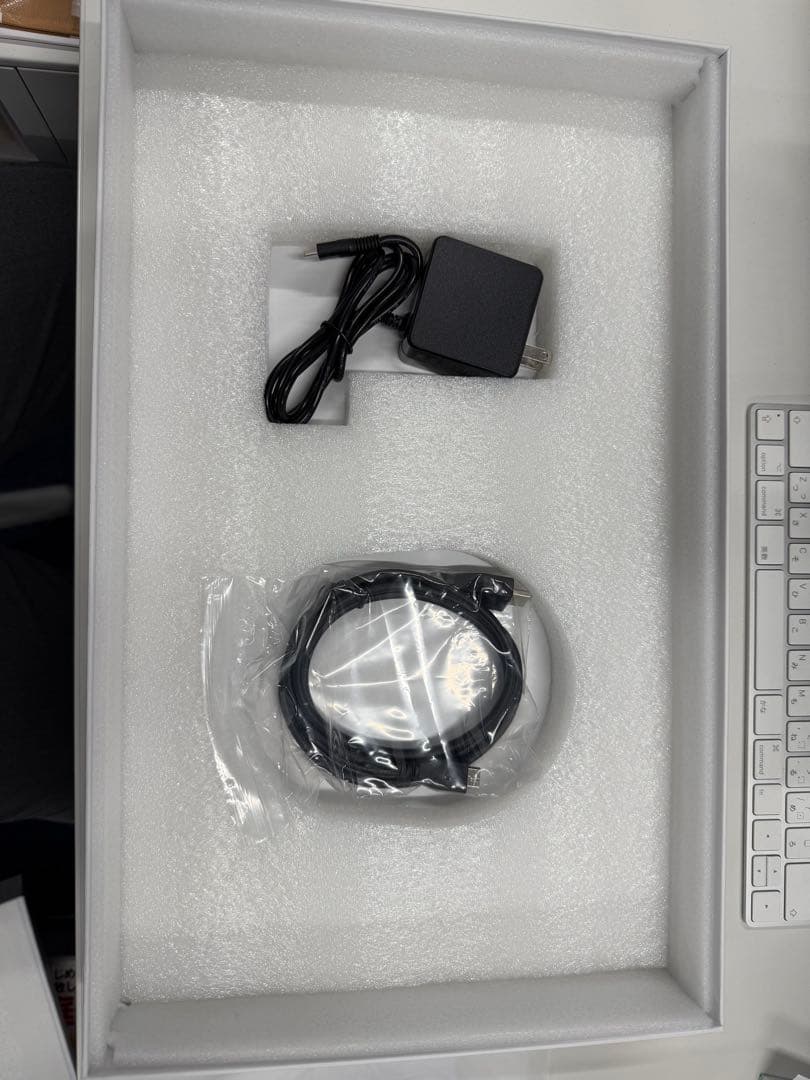 Acouto Zen18 モバイルモニター 18.5インチ