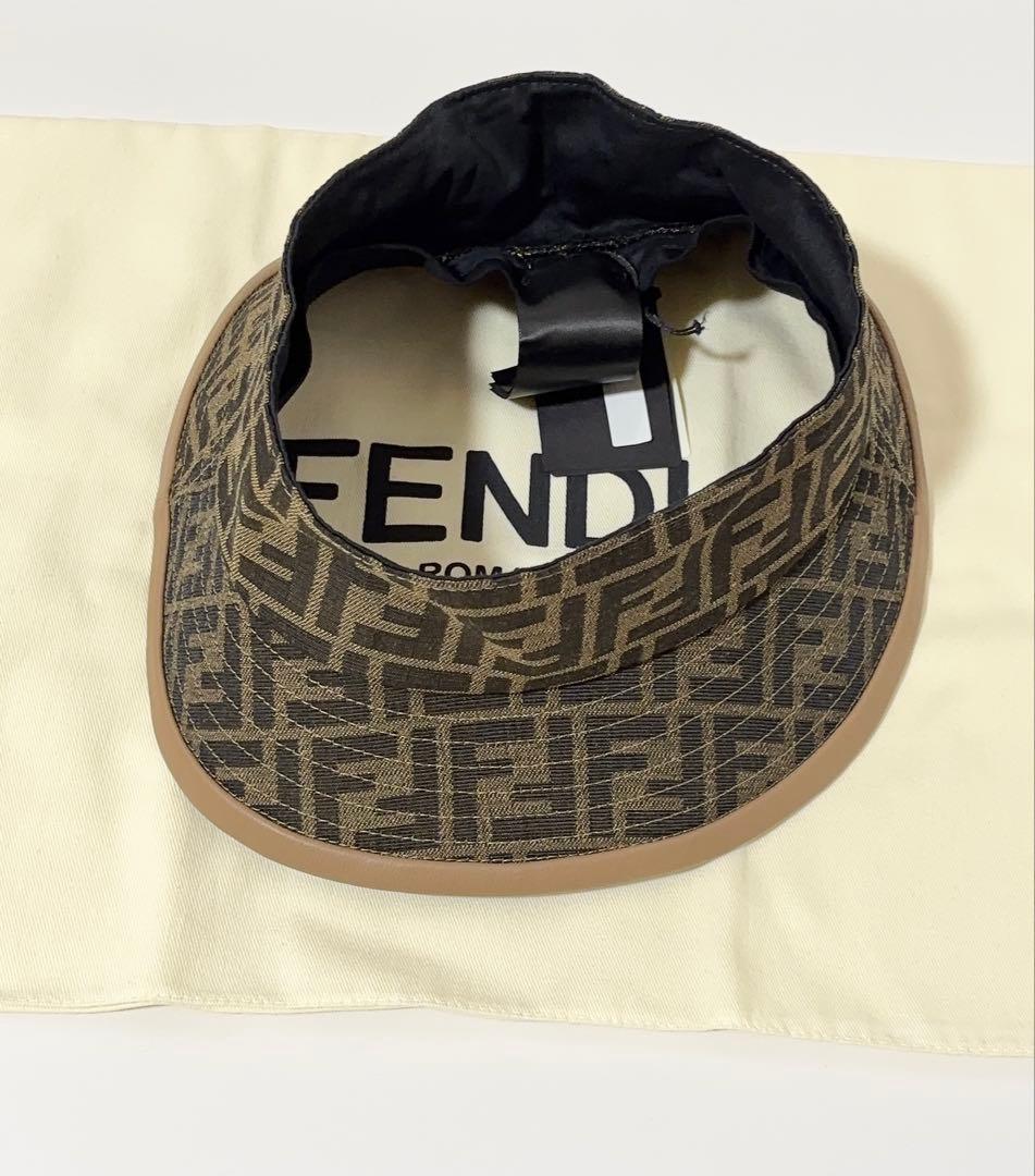 FENDIフェンディ　サンバイザー　ユニセックスM(59cm)