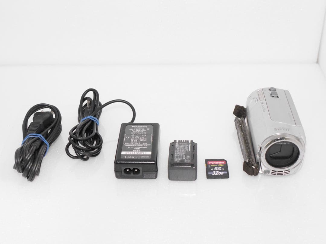 Panasonic HDC-TM25 シルバー