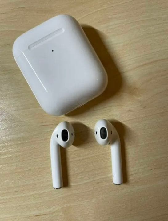 Apple 純正 AirPods