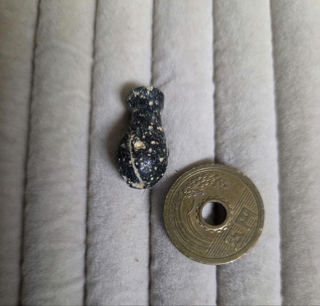 006　ビーズ　トンボ玉　容器玉　小さなガラス壺　！