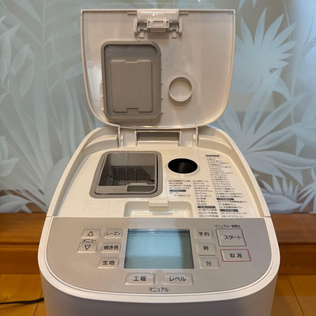 【美品】Panasonic ホームベーカリー SD-MDX102