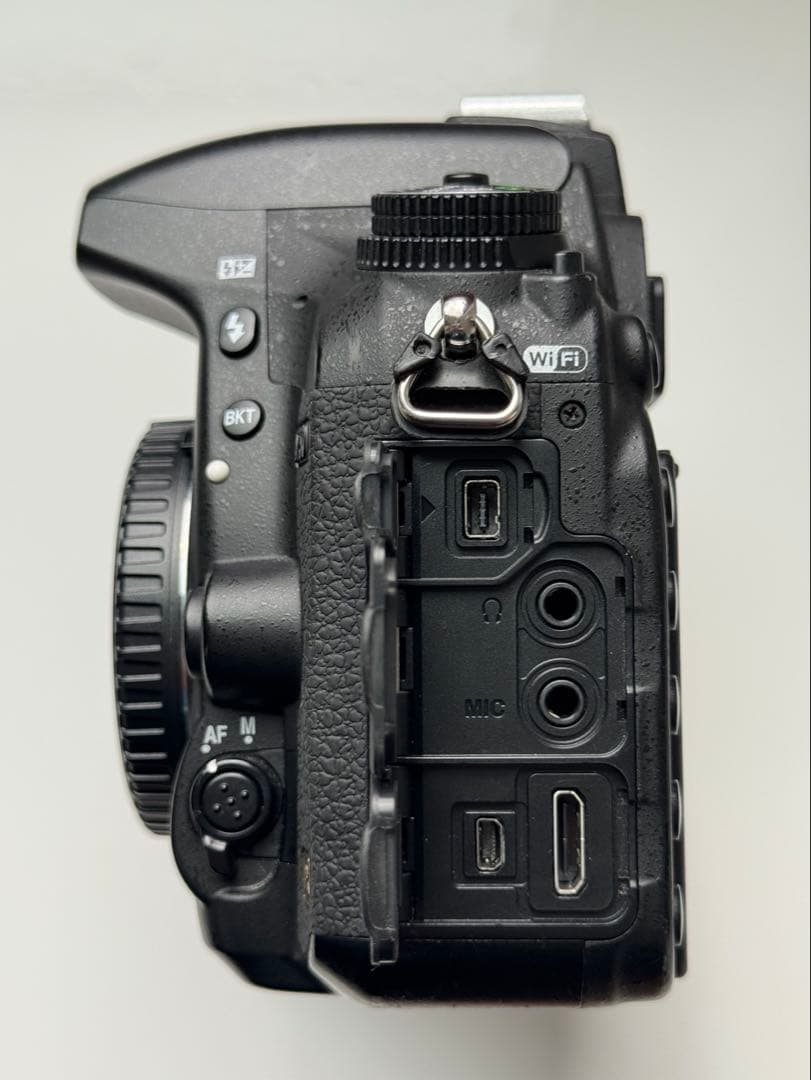 d*d様 Nikon ニコンD750 デジタル一眼レフカメラ　バッテリー　ストラ