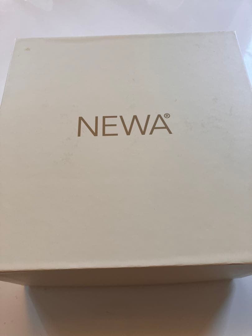 NEWAA LIFT 美顔器 ホワイト